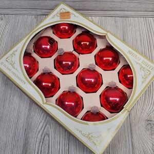 12 Shiny Brite Solid Red Glass Christmas Ornaments Plastic‎ Cap Made in USA READ